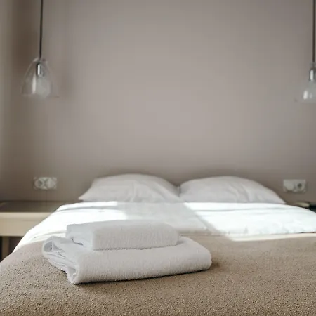 Merchants House 4*