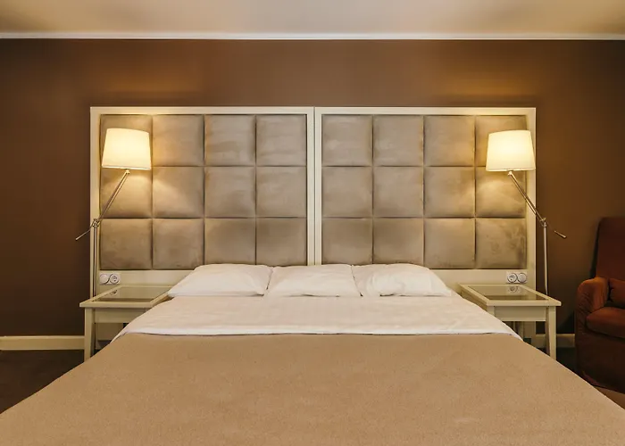 Отель Merchants House