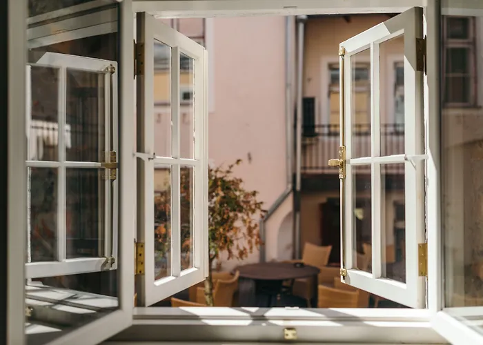 Merchants House Hotel 4*